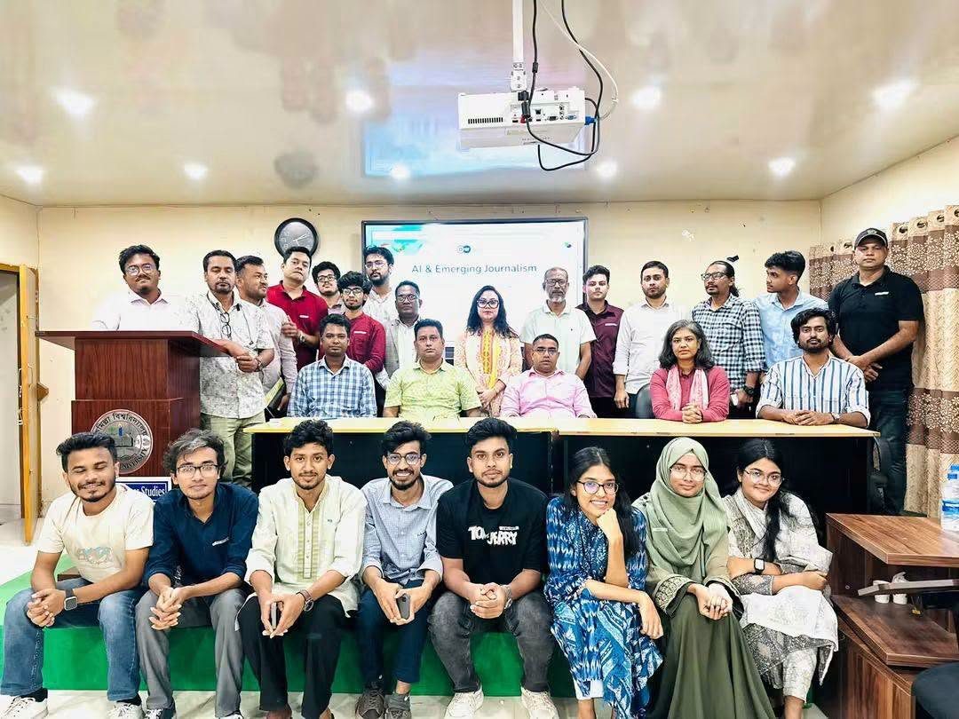 কৃত্রিম বুদ্ধিমত্তার ব্যবহার ও ভবিষ্যৎ সাংবাদিকতা বিষয়ে কুমিল্লায় দিনব্যাপী প্রশিক্ষণ অনুষ্ঠিত